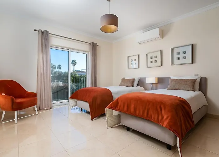 Appartement Casa Saudade - Luxury Penthouse With Stunning Views Estômbar