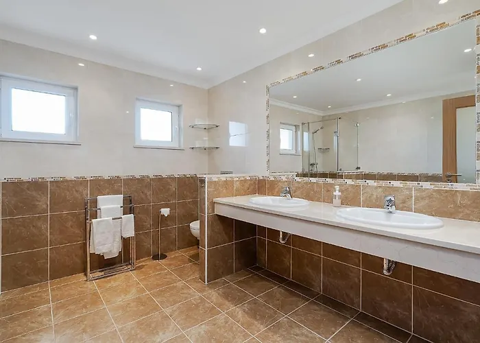 Casa Saudade - Luxury Penthouse With Stunning Views Estômbar