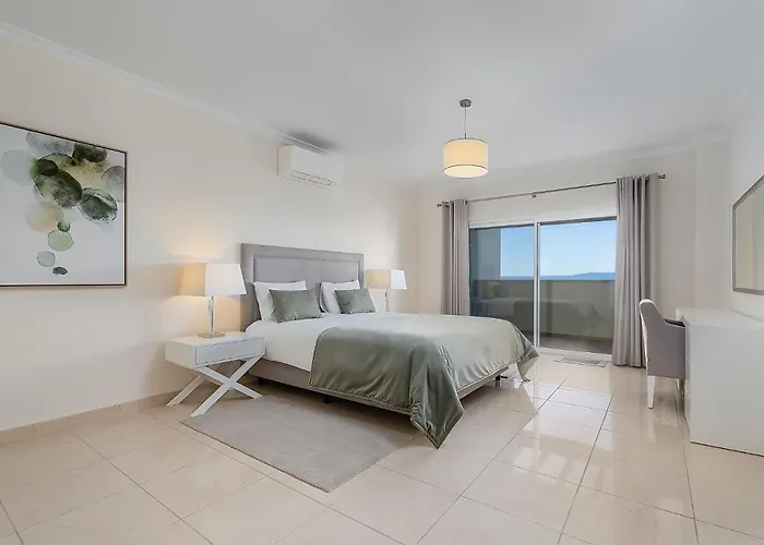 Casa Saudade - Luxury Penthouse With Stunning Views