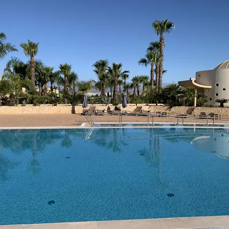 Casa Saudade - Luxury Penthouse With Stunning Views Lejlighed Estômbar